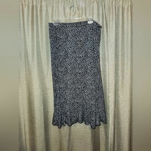 Hypnotized black and white shirt